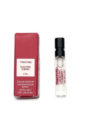 Tom Ford Electric Cherry / Sample (2ml)